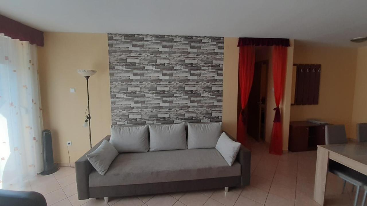 Elizabet Apartman A Belvarosban Sarvaš Exteriér fotografie
