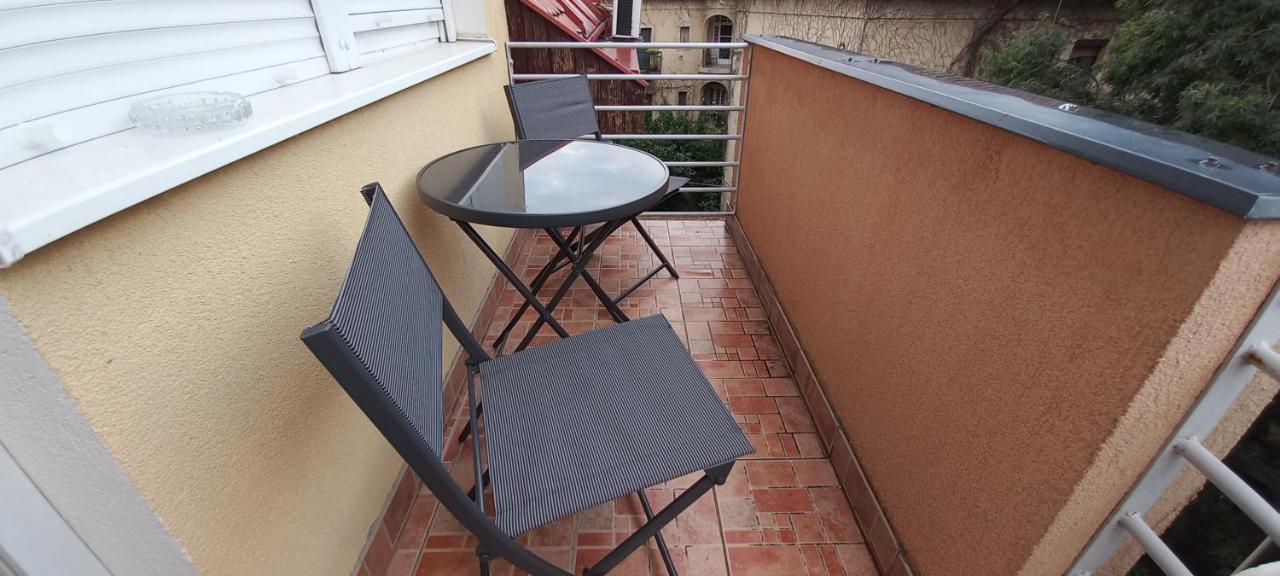 Elizabet Apartman A Belvarosban Sarvaš Exteriér fotografie